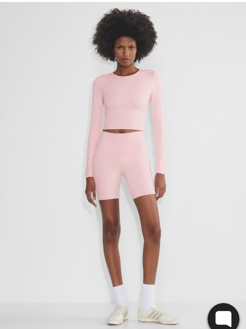 TNA 
BUTTER Cheeky Hi-Rise 7" Short Pink